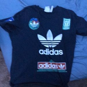 Adidas tshirt